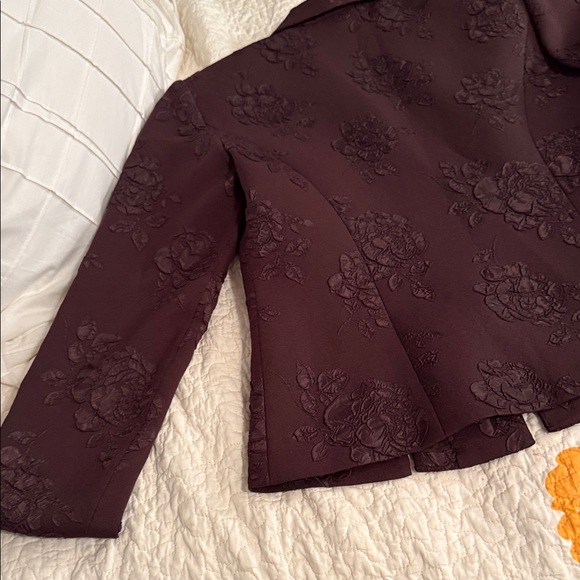 Spenser Jeremy Embossed Floral Two-Piece Jacket & Skirt - Deep Wine - Picture 8 of 9